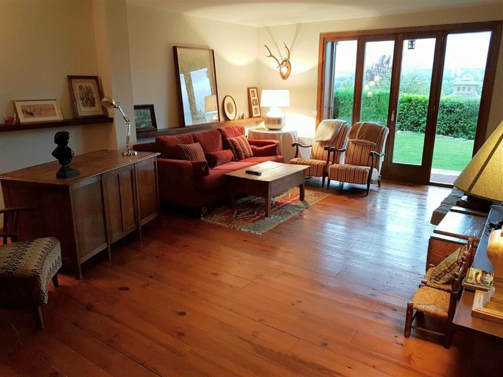 Casa Con Encanto, Jardin, Vistas Y Piscina Estavar Kültér fotó